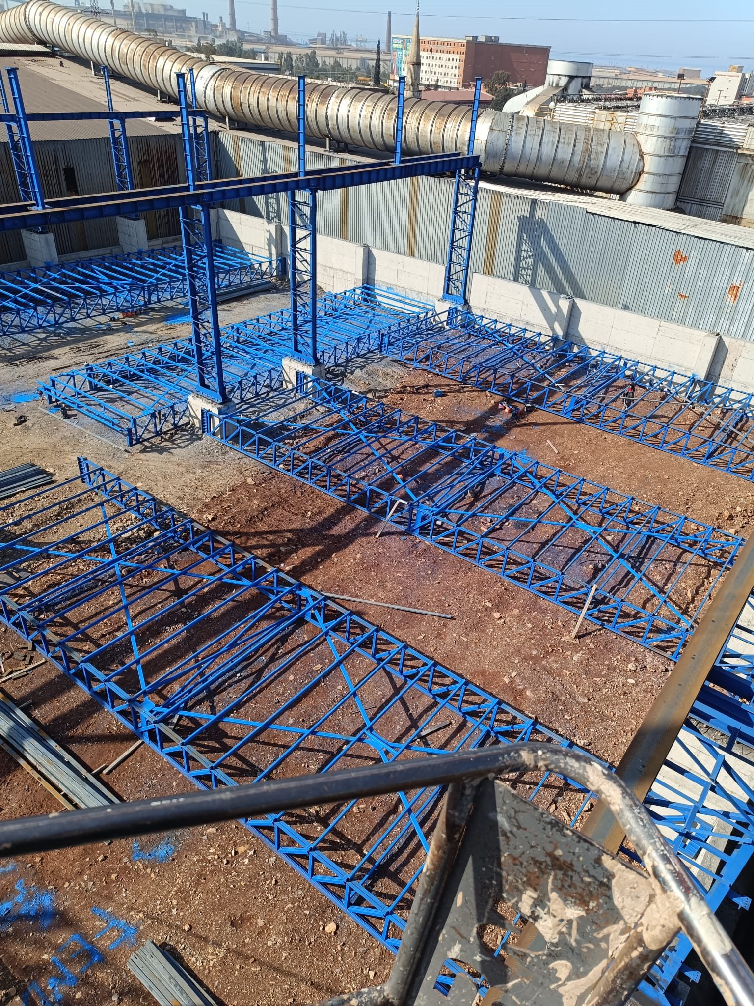 Çelik çatı makası ve taşıyıcı sistem elemanları